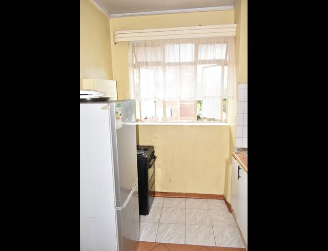 4 BEDROOM APARTMENT FOR SALE IN SUNNYSIDE